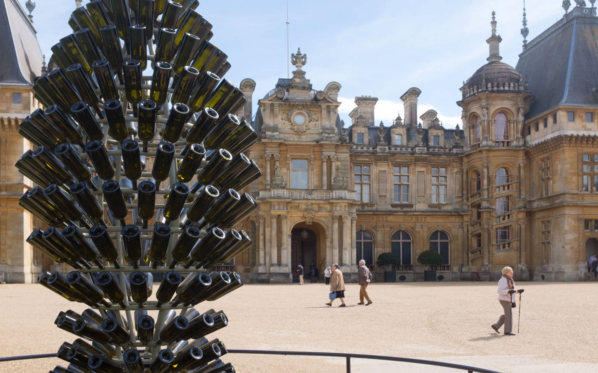 Visitors walking past Lafite, a contemporary sculpture by Joana Vasconcelos on the North Front