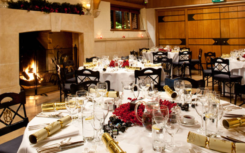 Christmas-dairy-table-1000-625-stuart-bebb