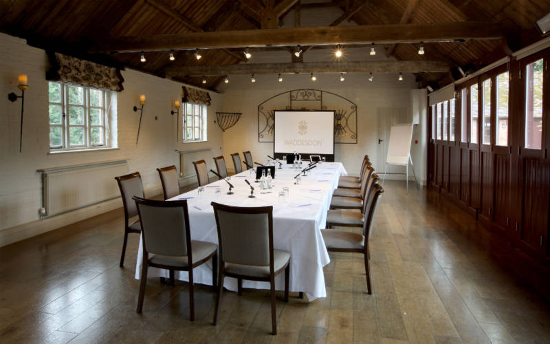 about-us-Corporate-Five-Arrows-Old-Coach-House-meeting-chris-wright-3000x1875