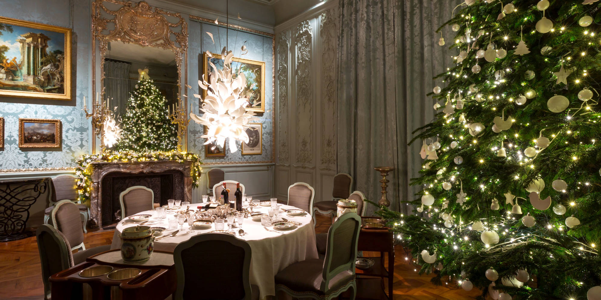 Blue Dining Room decorated for Christmas