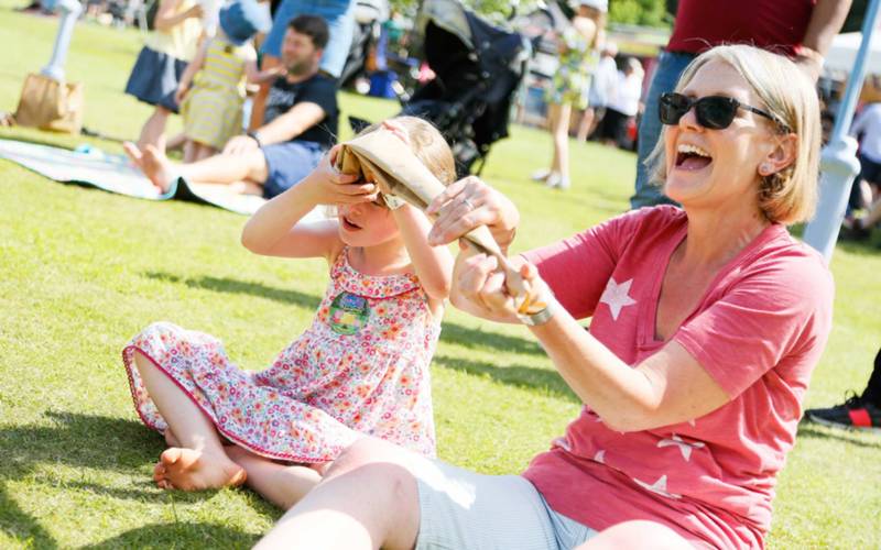 Visit-event-feast-family-fun-kids-SLRPhotography