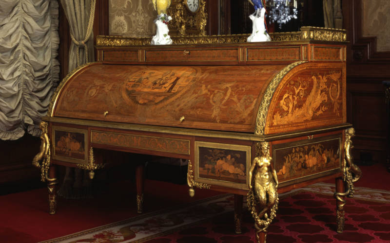 Cylinder-top desk, 1777-1781