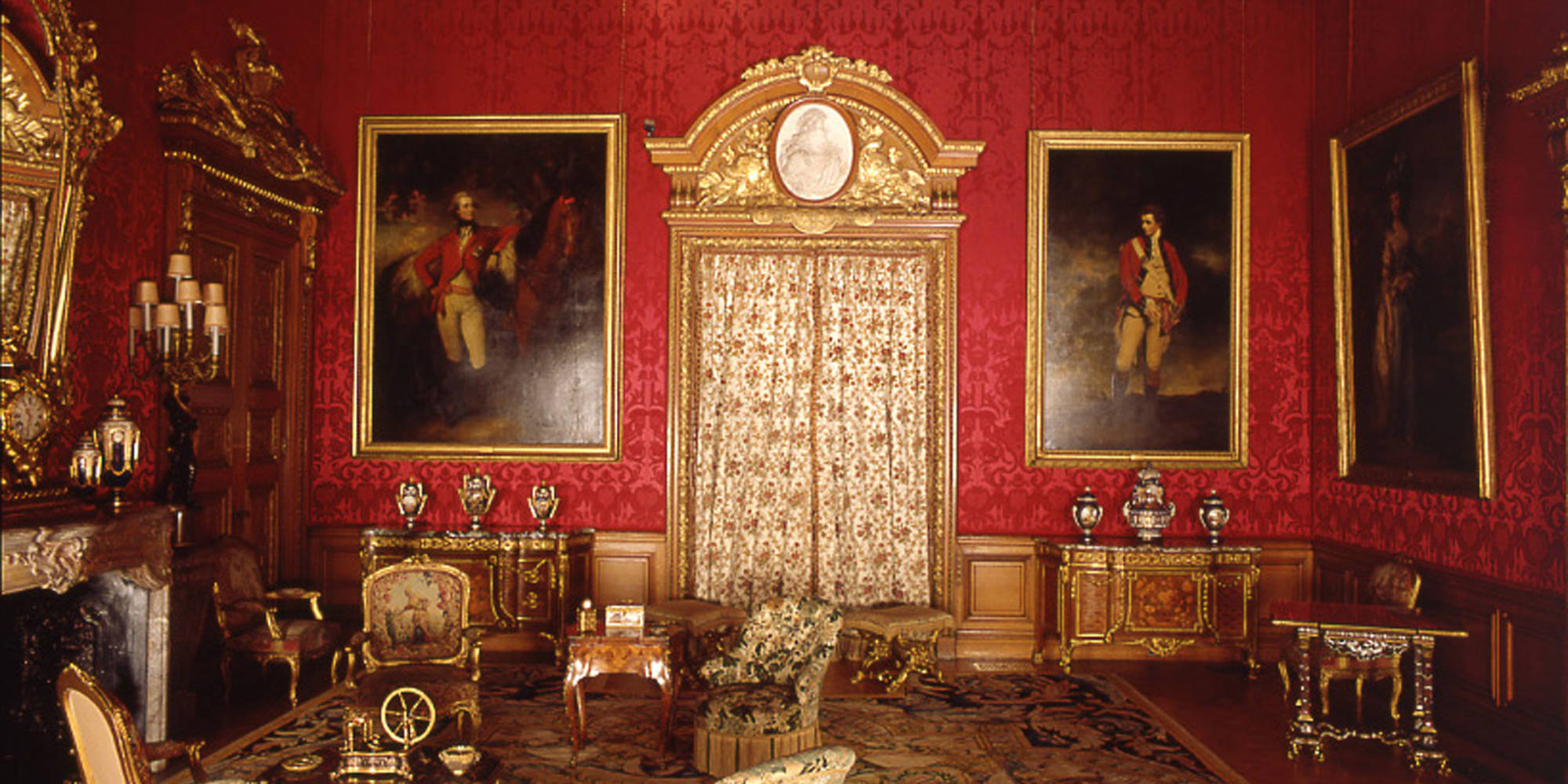 Reynolds’s great rival, Thomas Gainsborough (1727-1788), hangs to the other side of the door in Waddesdon's Red Drawing Room (1781)