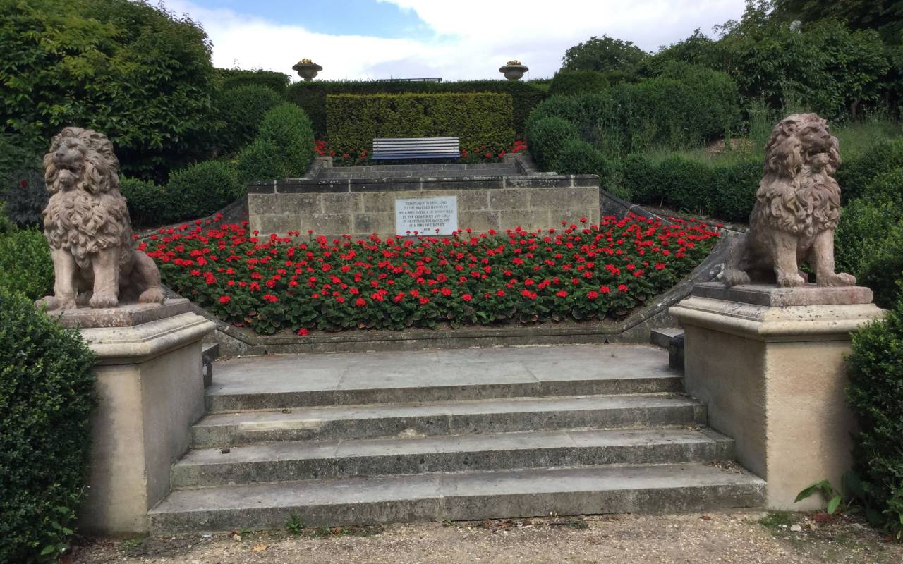 Red Lion Steps