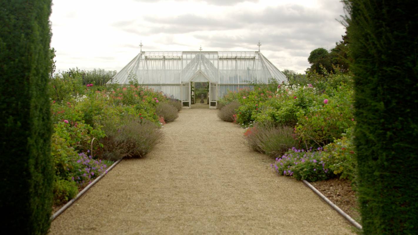 Glasshouse at Eythrope