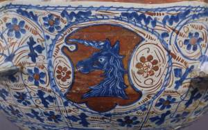 Unknown, Basil pot (Alfabeguer), 1440-1470