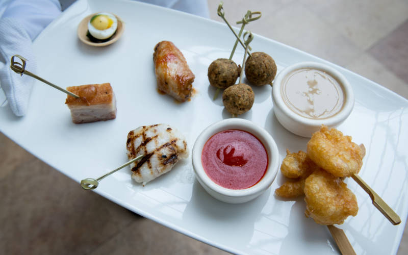 Weddings-dairy-canapes-food-mark-sisley-3000-1875