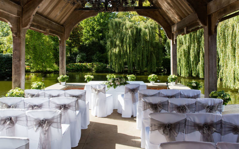 Weddings-the-dairy-lakeside-david-bostock-3000x1875
