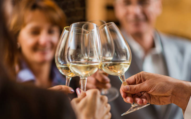 Shop-Stock-image-people-with-glasses-tasting-cheers-3000x1875