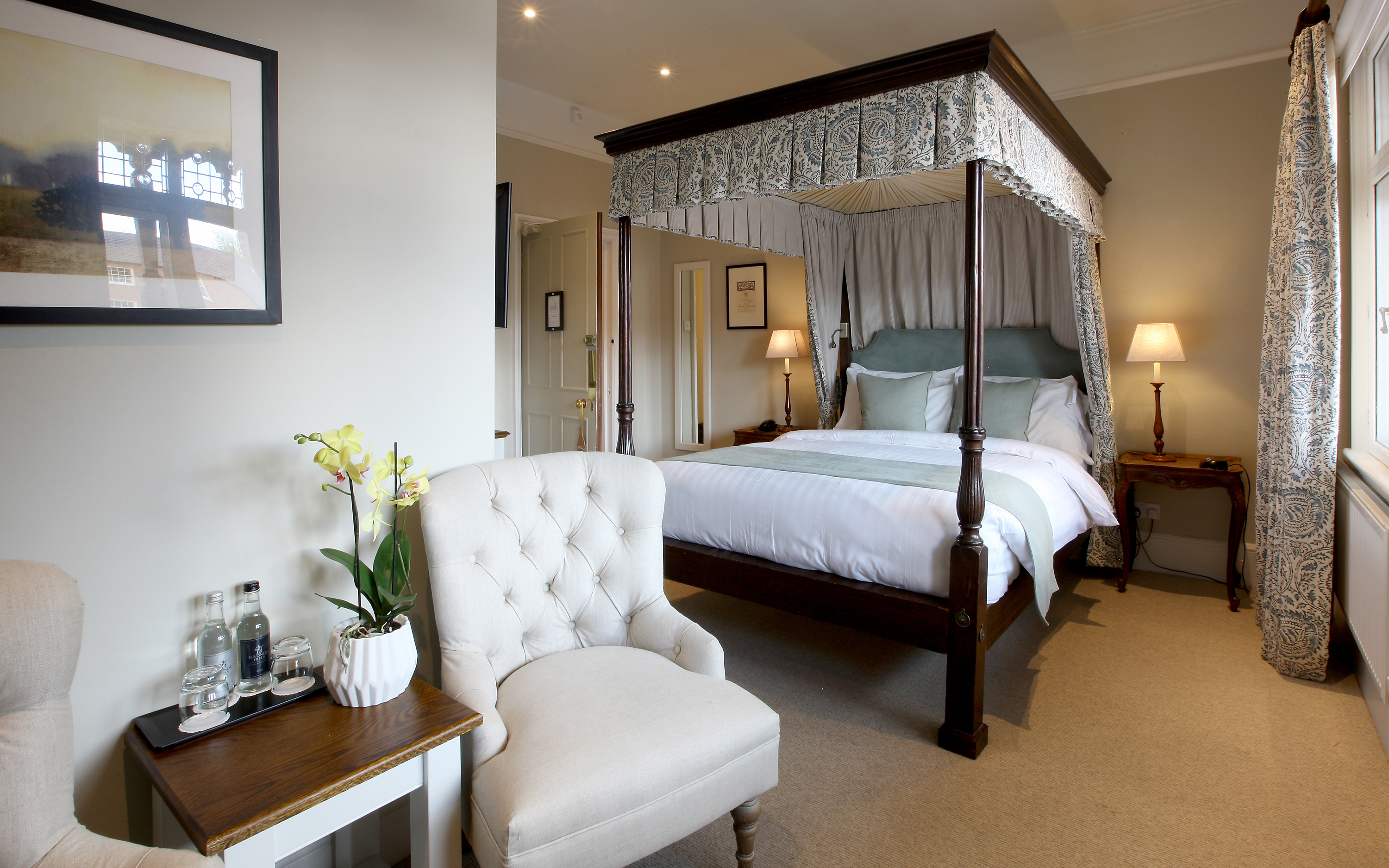 Hotel-room-4-wright-3000x1875