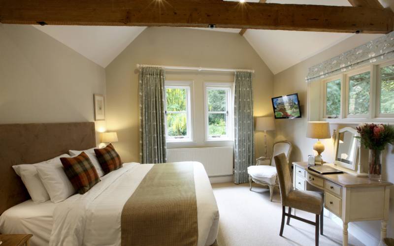 Hotel-room-11-wright-3000x1875