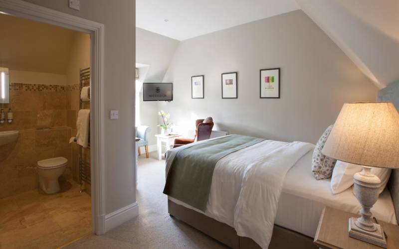Hotel-room-8-wright-3000x1875