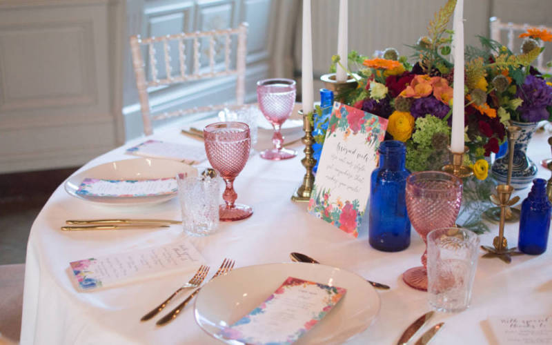 Hotel-interior-wedding-table-pink-1000-625-white-cottage-weddings
